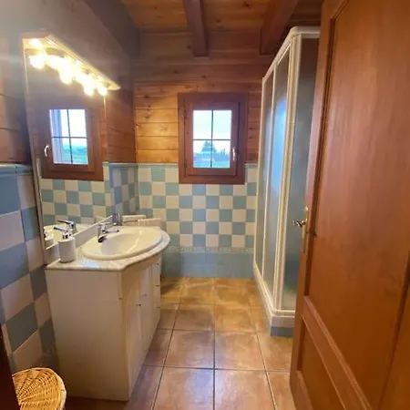 Casa De Madera Con Piscina En Cambrils 펜션
