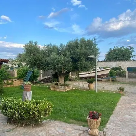 펜션 Casa De Madera Con Piscina En Cambrils *