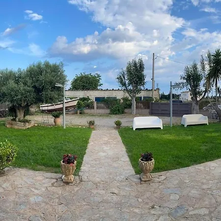 Tatil Evi Casa De Madera Con Piscina En Cambrils *